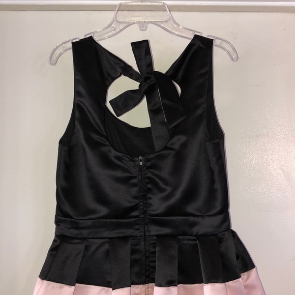 Windsor Pink/Black Dress, Size 7/8! - Picture 3 of 3